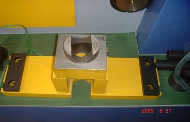 Machine hydraulique de serrurier de poinçon et de cisaillement, coupe de machine de Polonais léger 25mm maximum