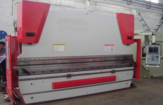 machine à cintrer de frein de presse hydraulique de commande numérique par ordinateur de 125T/4000mm pour la plaque d'acier