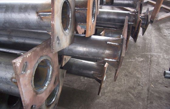 Machine de soudage automatique de plaques de base pour pôle lumineux conique, mât élevé, monopole