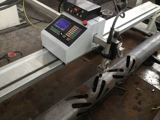 Machine de découpe de porte à pôle léger de 2500 mm, machine de découpe de porte à pôle léger à plasma CNC