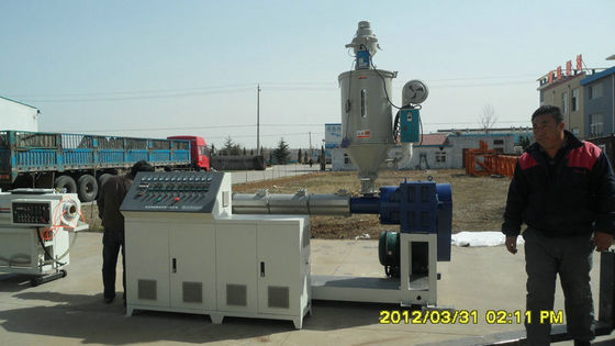 Ligne en plastique d'extrusion de PP/PE, machine en plastique d'extrusion de 16-1600mm