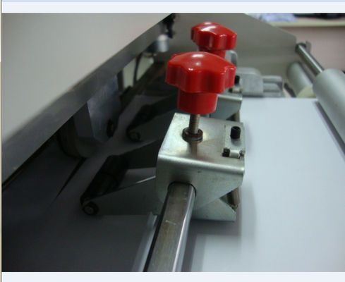 Petit pain de taille de la couleur A4 de CMYK 4 pour rouler l'imprimante à laser Pour le label à court terme